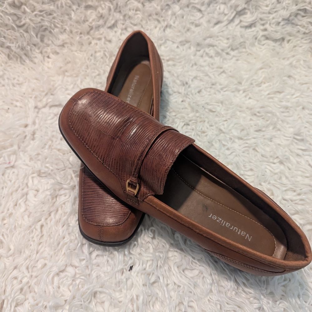 Naturalizer Men’s Cognac Textured Leather Slip-On Loafers